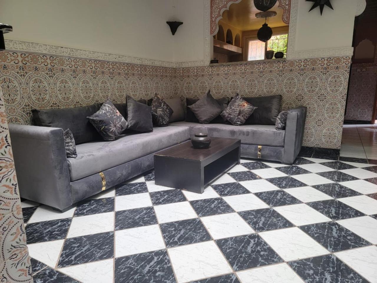 Riad Alaoui 146 With Swimming Pool And Free Parking Leilighet Marrakesh Eksteriør bilde